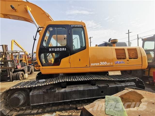 Hyundai R300LC-7 Rupsgraafmachines