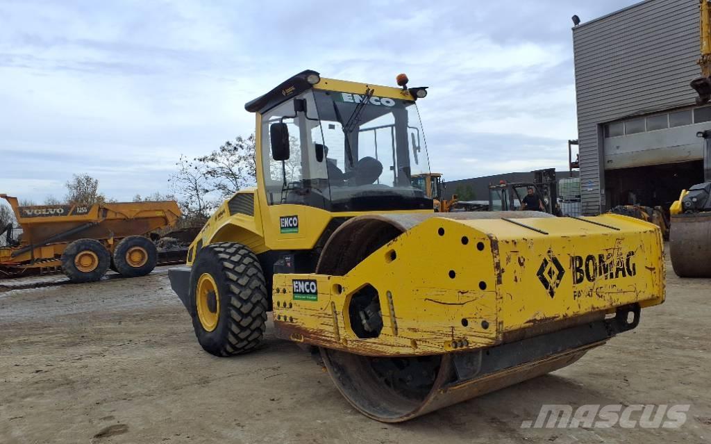 Bomag BW219D5 Stampers