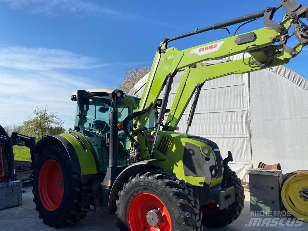 CLAAS Arion 440 Tractoren