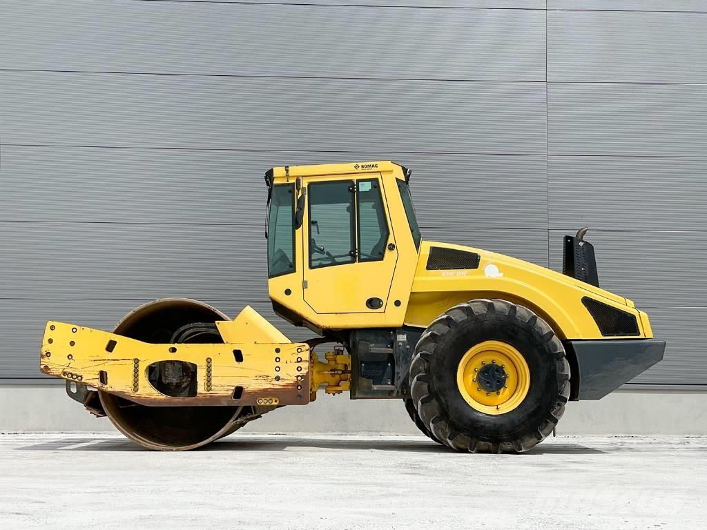 Bomag BW 216 DH-4i Trilrolwalsen