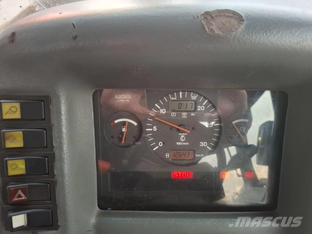 Valtra Valmet 8950 Tractoren