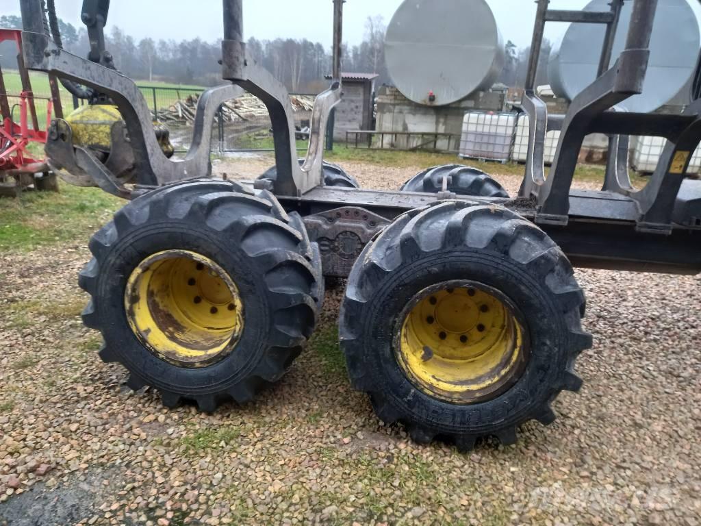 John Deere 810E Uitrijwagens