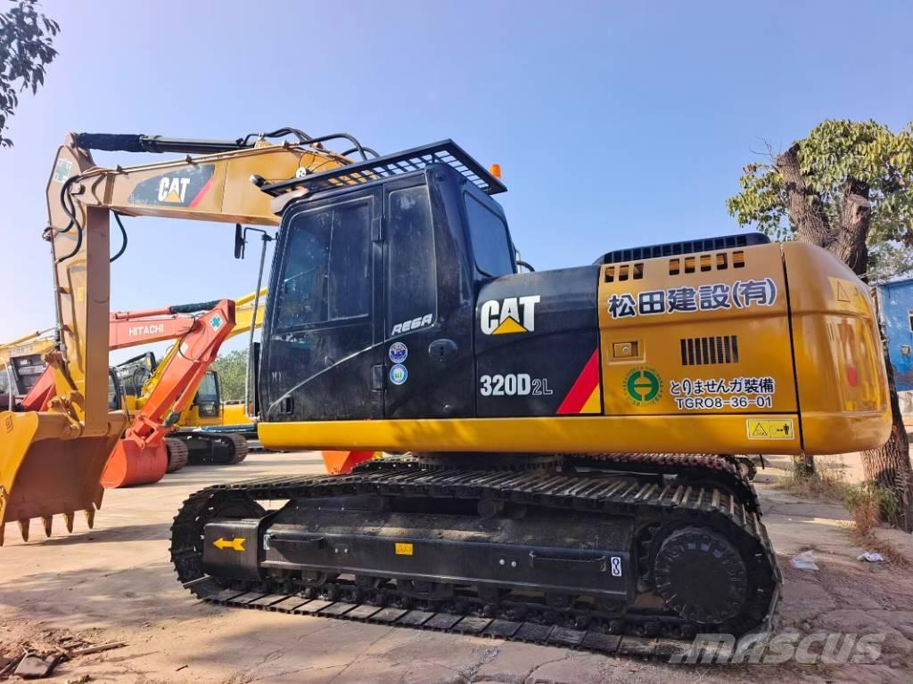 CAT 320 D2L Rupsgraafmachines