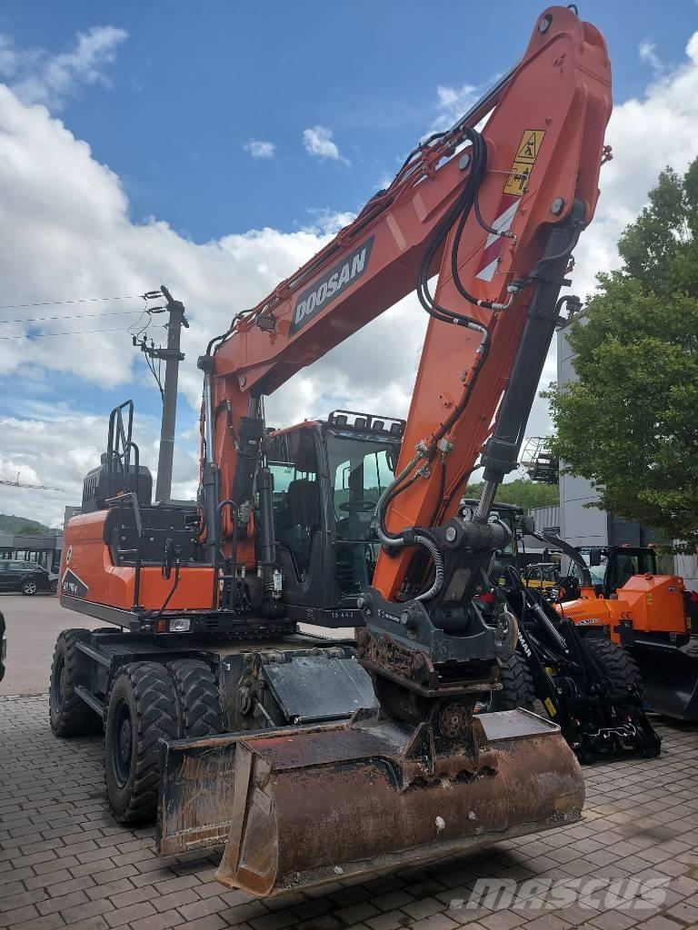 Develon DX 170 W-7 Wielgraafmachines