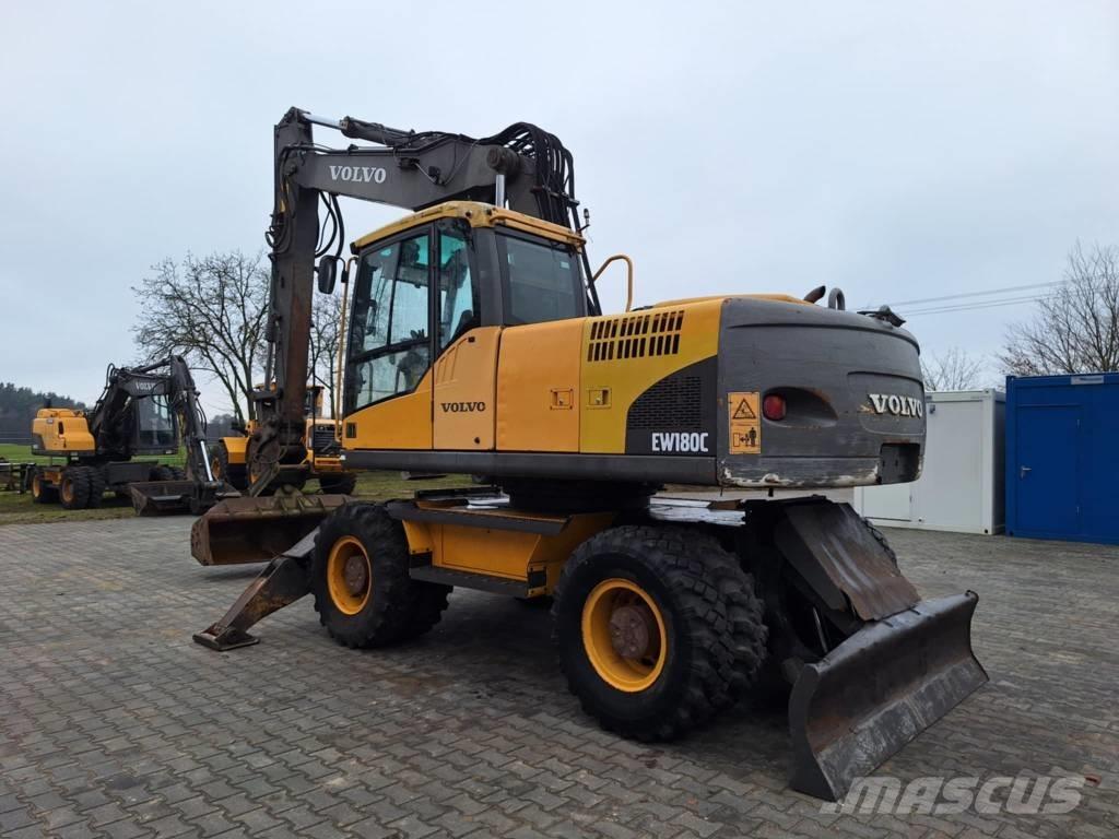 Volvo EW 180 C Wielgraafmachines