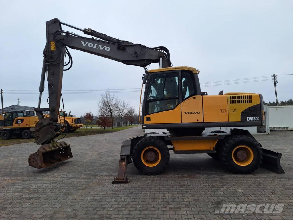 Volvo EW 180 C Wielgraafmachines