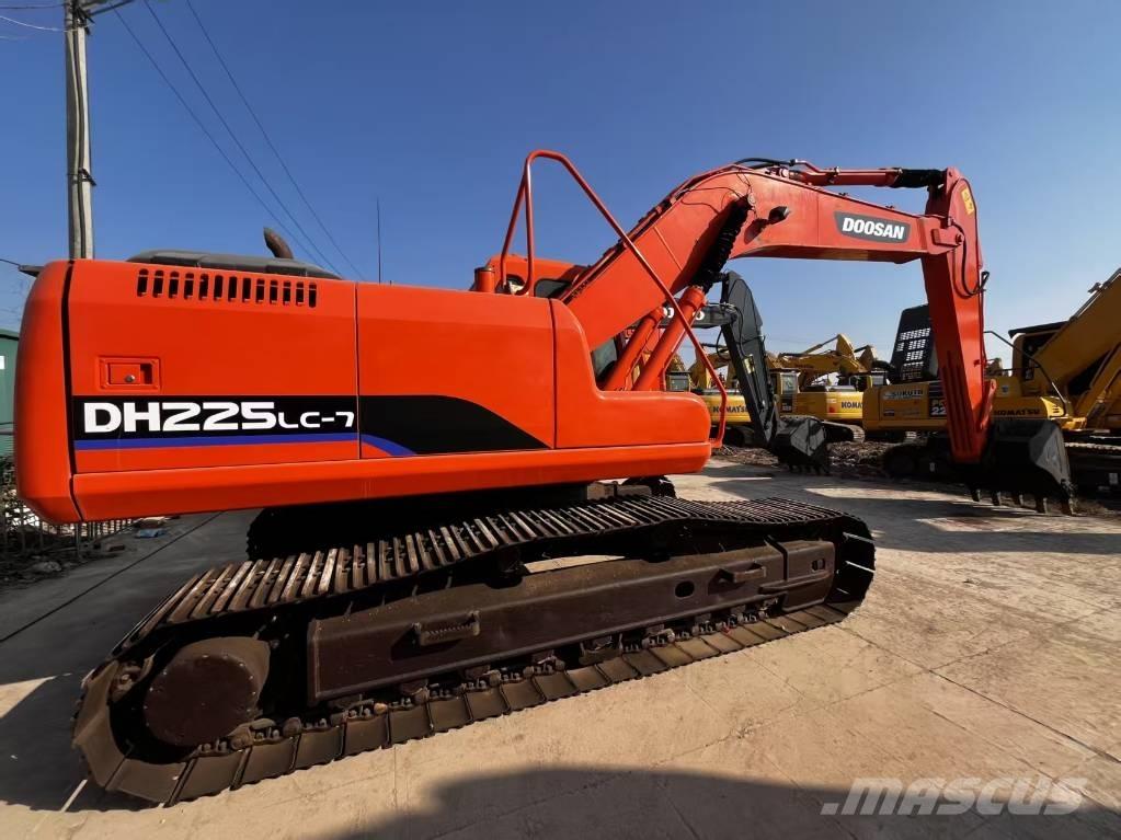 Doosan DH 225 LC-7 Rupsgraafmachines