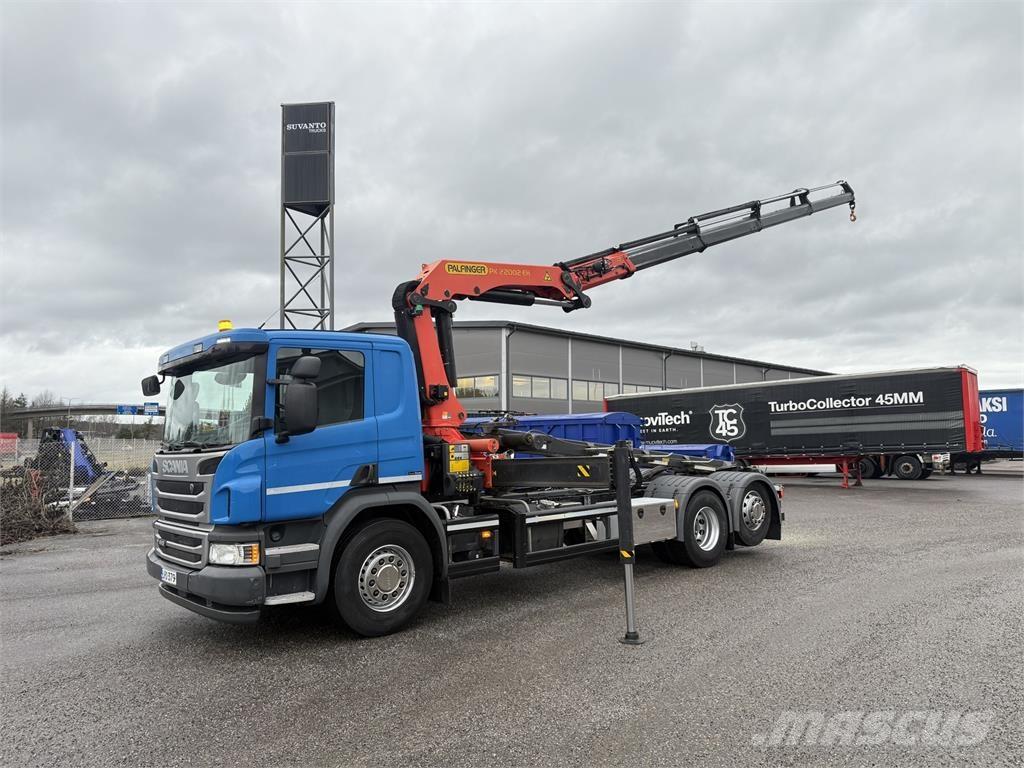 Scania P 410 6X2 Vlakke laadvloer met kraan