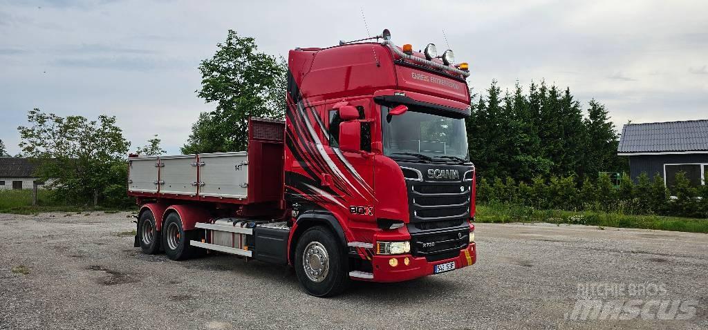 Scania R 730 Vrachtwagen met containersysteem