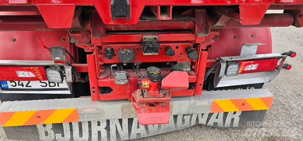 Scania R 730 Vrachtwagen met containersysteem