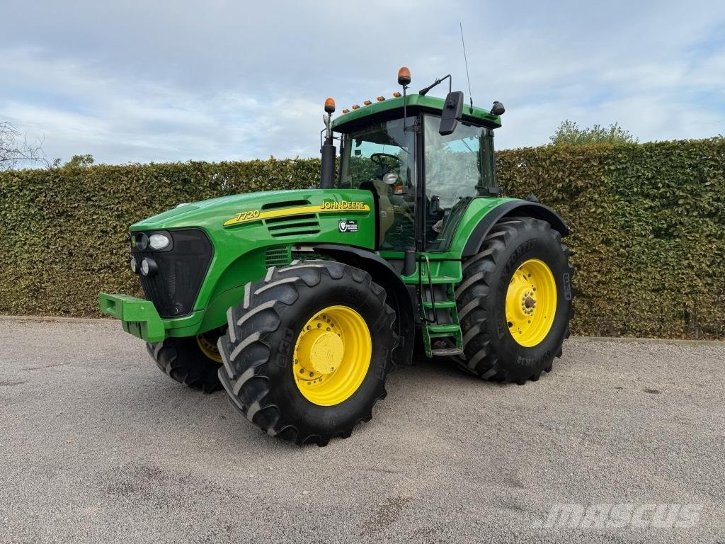 John Deere 7720 Tractoren