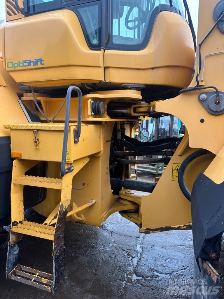 Volvo L 220 G Wielladers