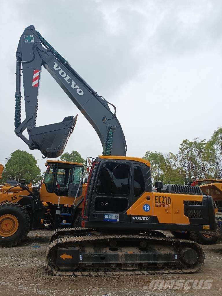 Volvo EC 210 Rupsgraafmachines