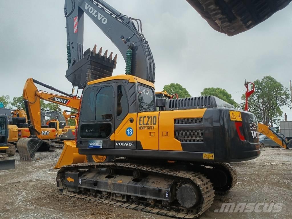 Volvo EC 210 Rupsgraafmachines