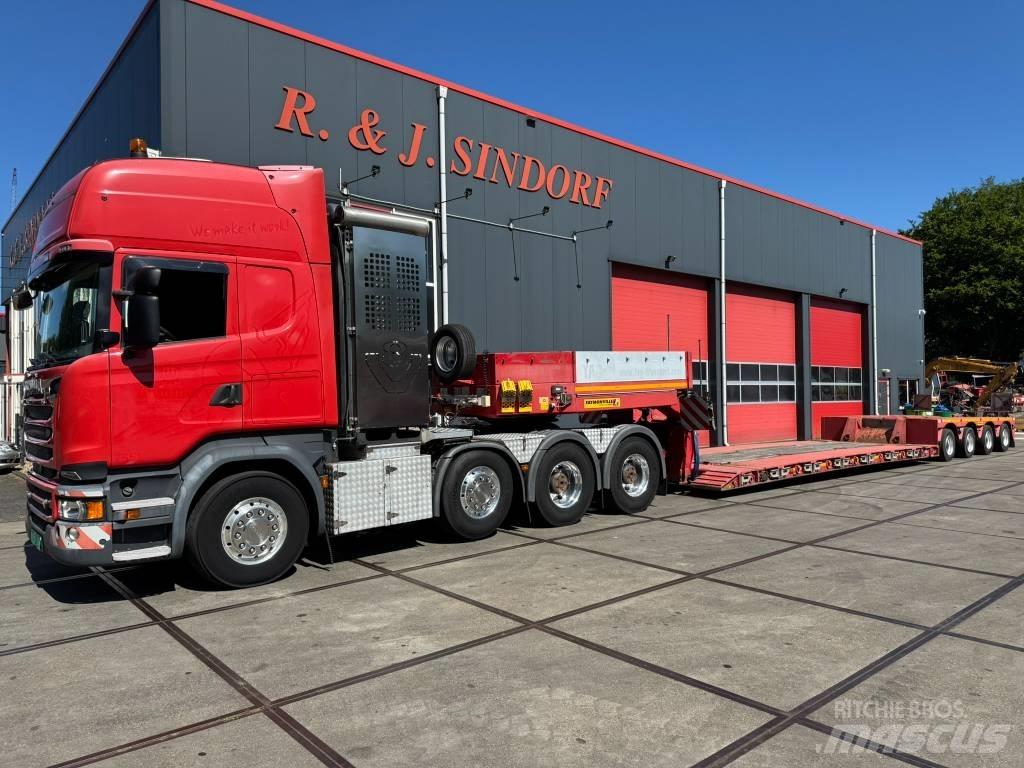 Scania R580 LA 8x4 Trekkers