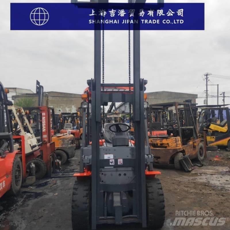 Heli H2000 30 Diesel heftrucks