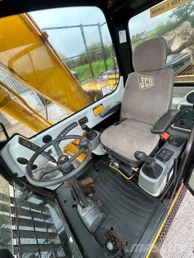 JCB JS 130 W Wielgraafmachines