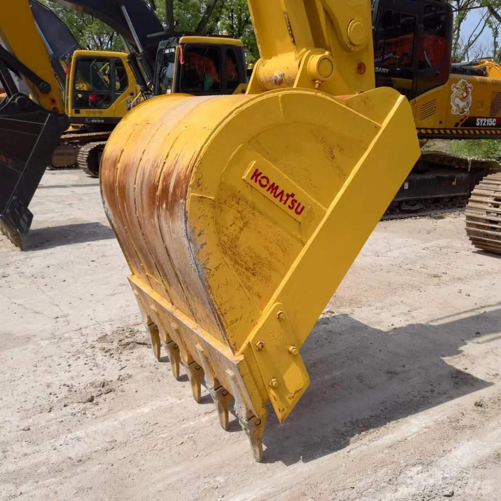 Komatsu PC 220-8/ Rupsgraafmachines