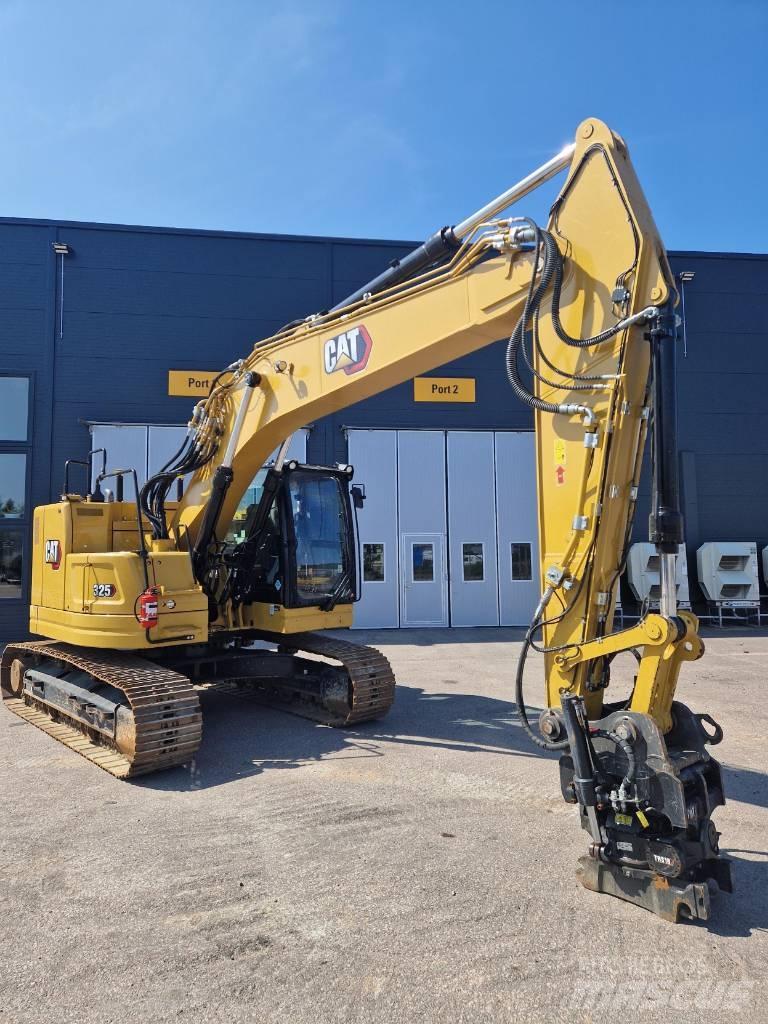 CAT 325 Rupsgraafmachines