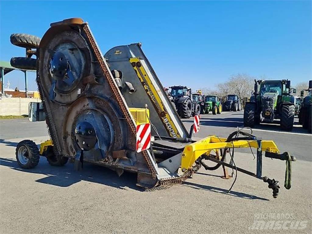 Bednar MM7000 Klepelmaaiers