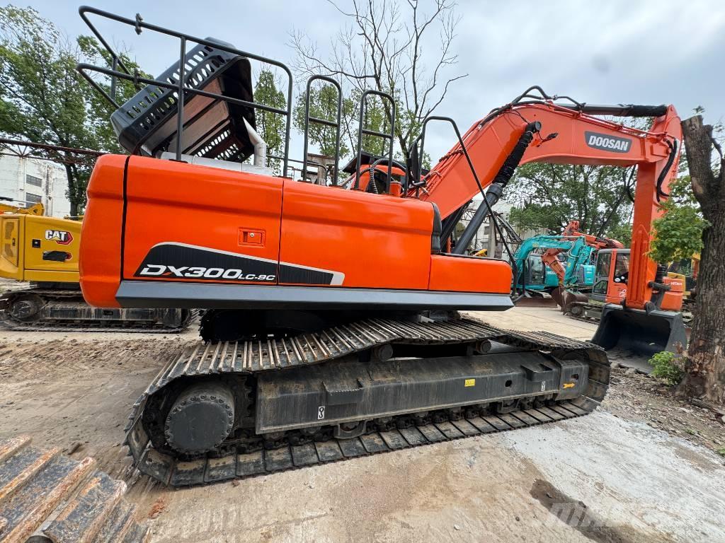Doosan DX 300 Rupsgraafmachines