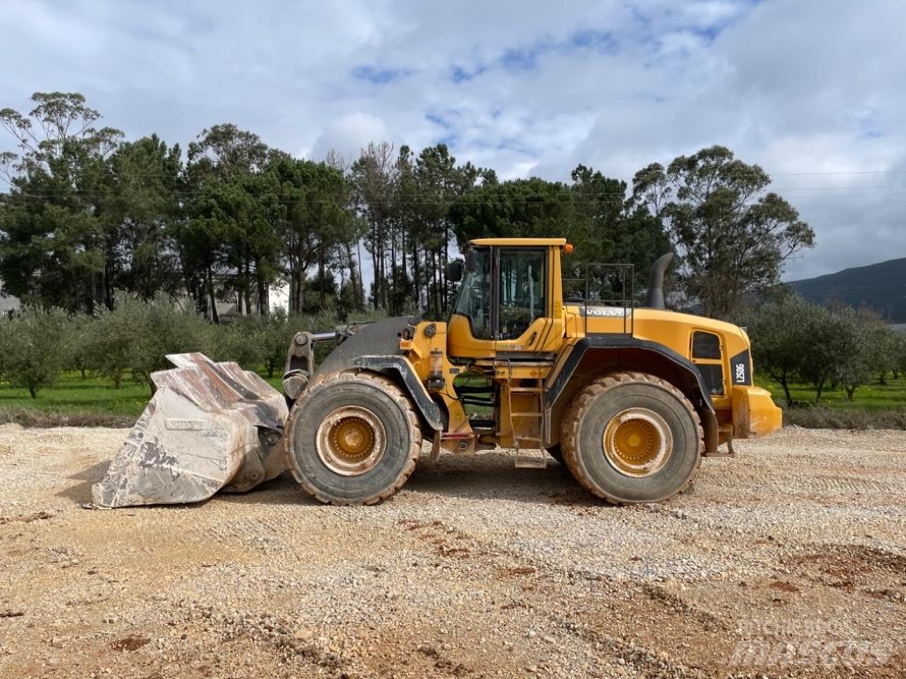 Volvo L 250 G Wielladers