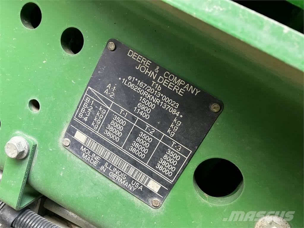 John Deere 6250R Tractoren