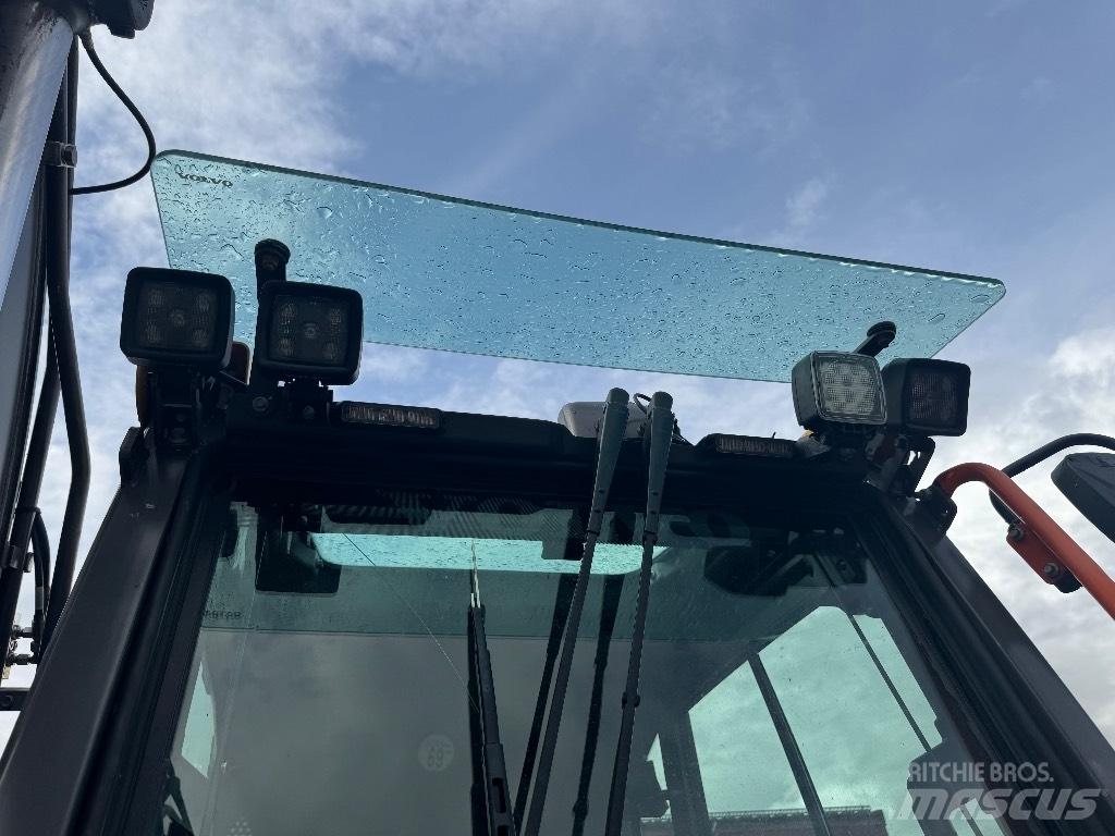 Volvo EC 140 EL Rupsgraafmachines