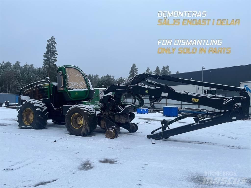 John Deere 1470G Harvesters