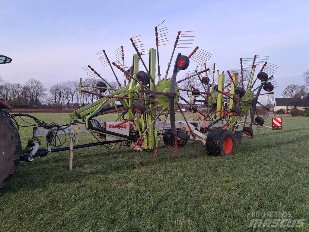 CLAAS Liner 4000 Zwadharken