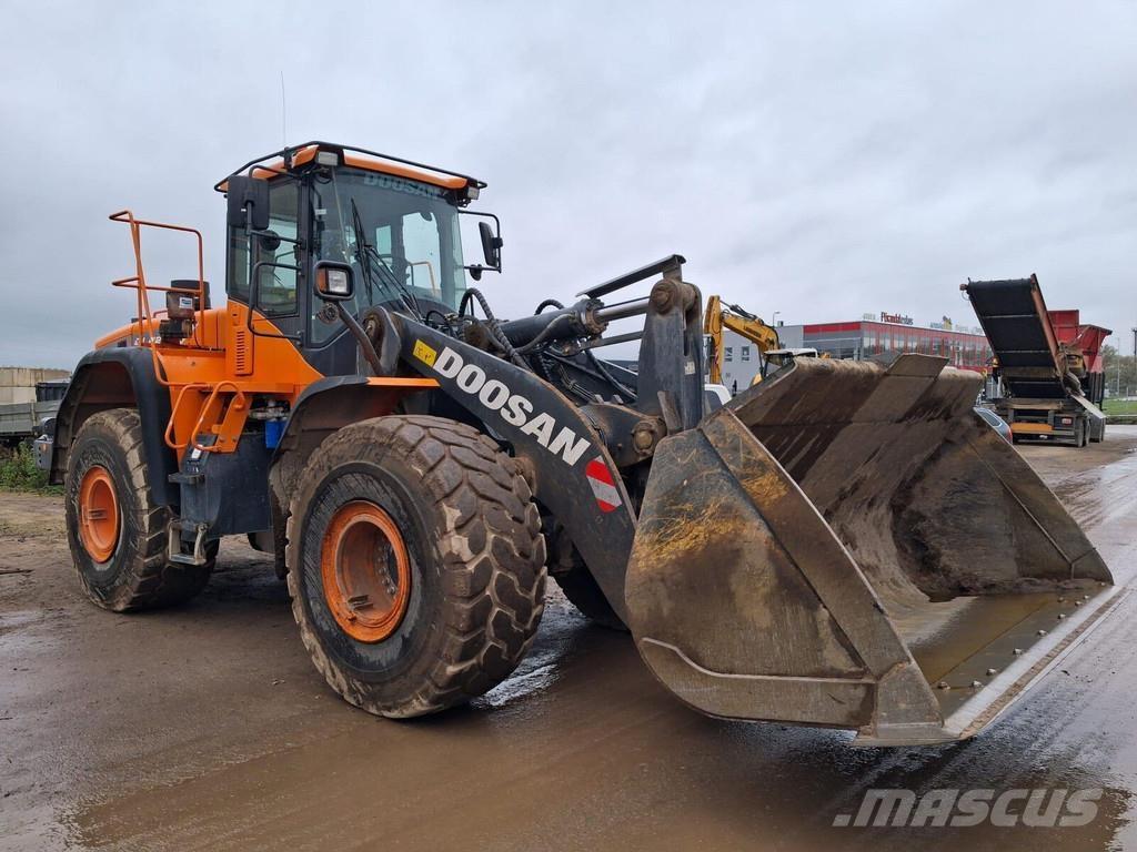 Doosan DL420 Wielladers