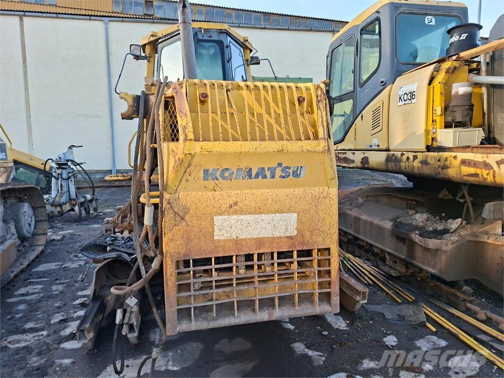 Komatsu D65EX-12 Anders