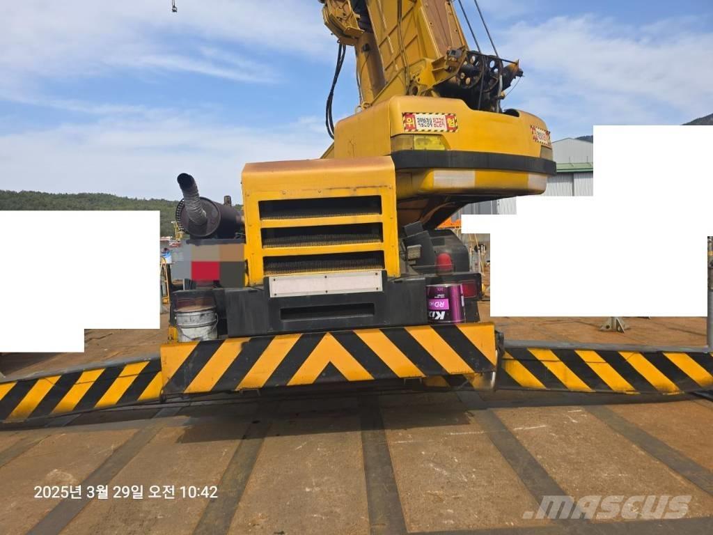 Kobelco RK 450 Ruw terrein kranen