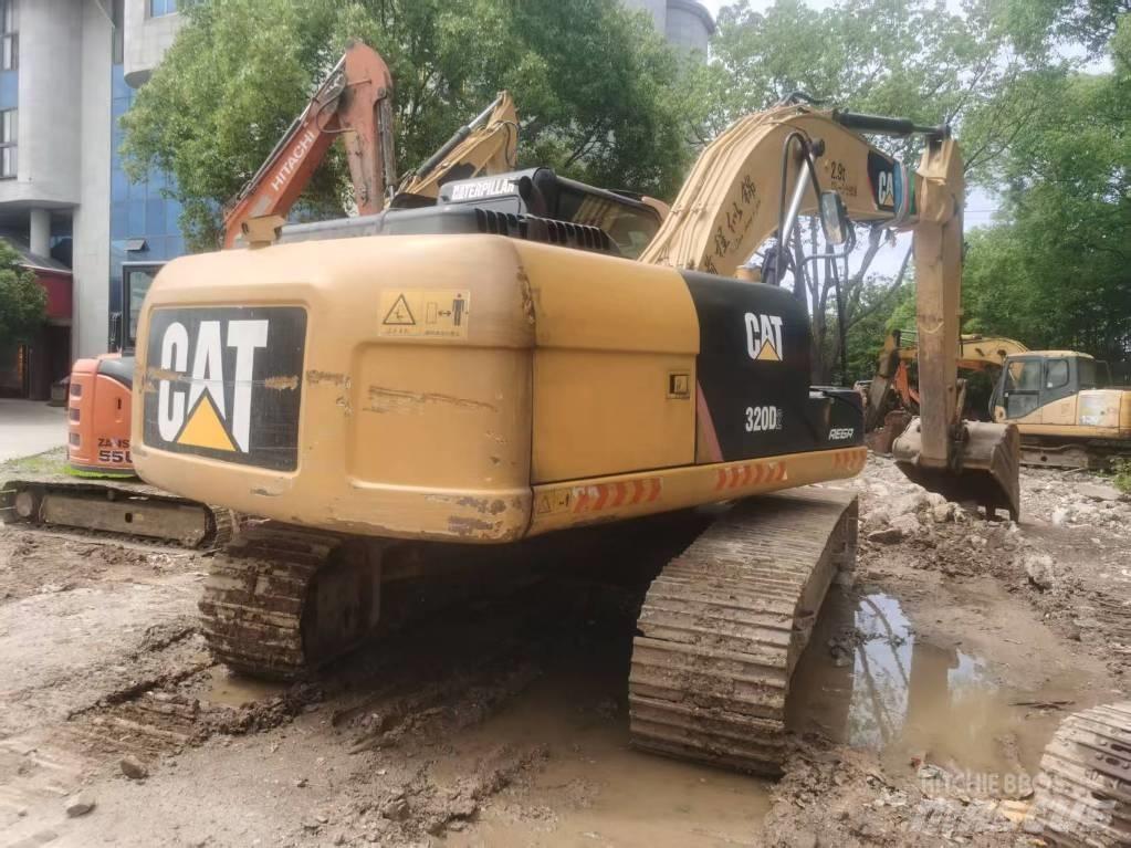CAT 320d2 Rupsgraafmachines