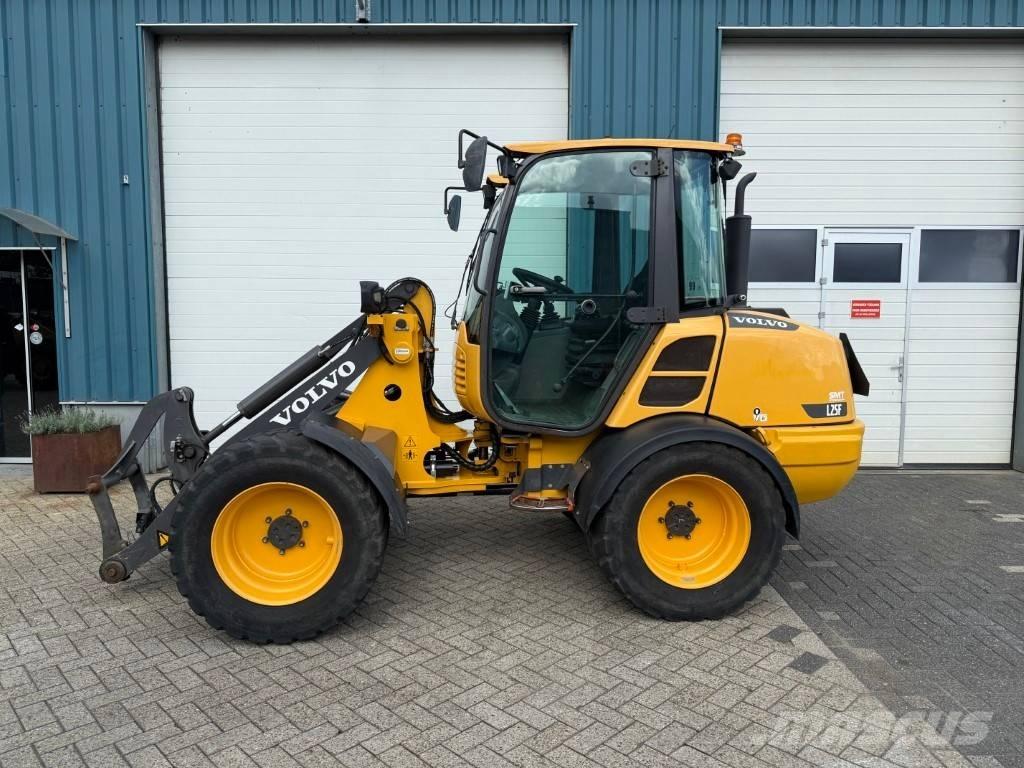 Volvo L 25 F Wielladers