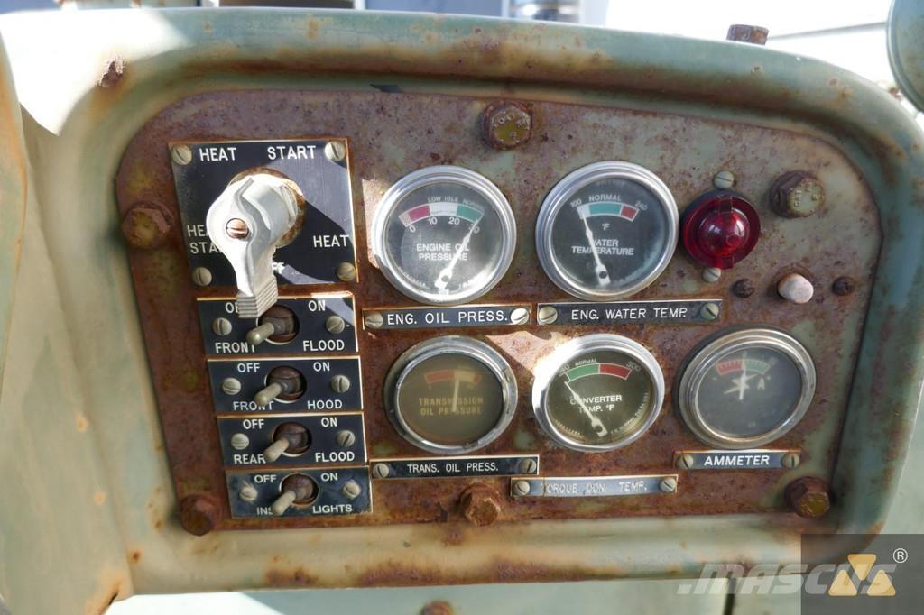 CAT D7F Ex-army Rupsdozers