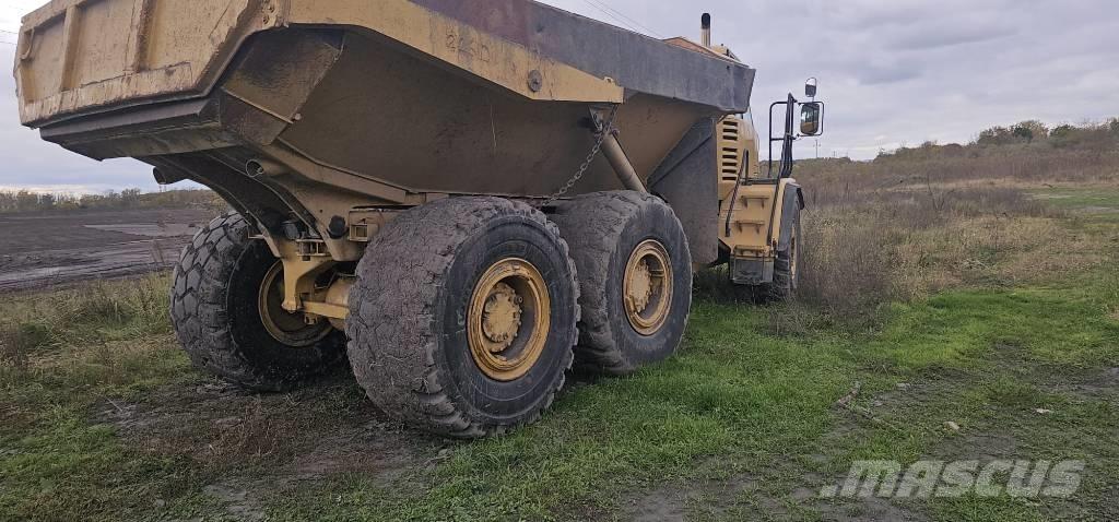 CAT A 730 Knik dumptrucks