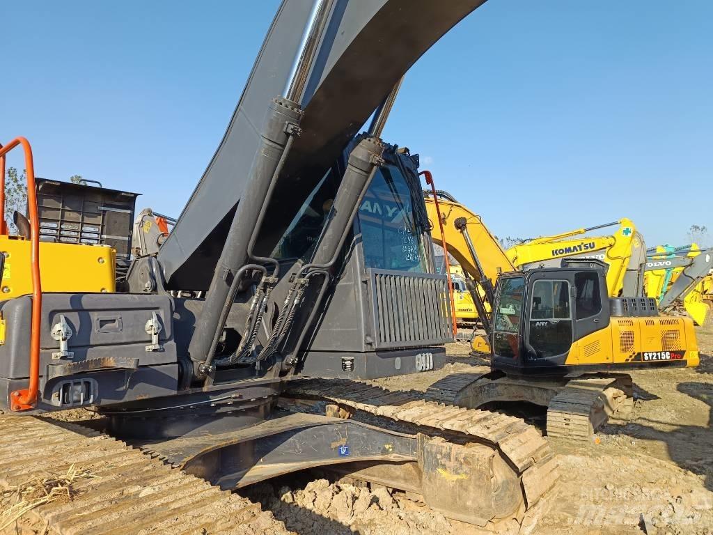 Volvo EC 240 Rupsgraafmachines