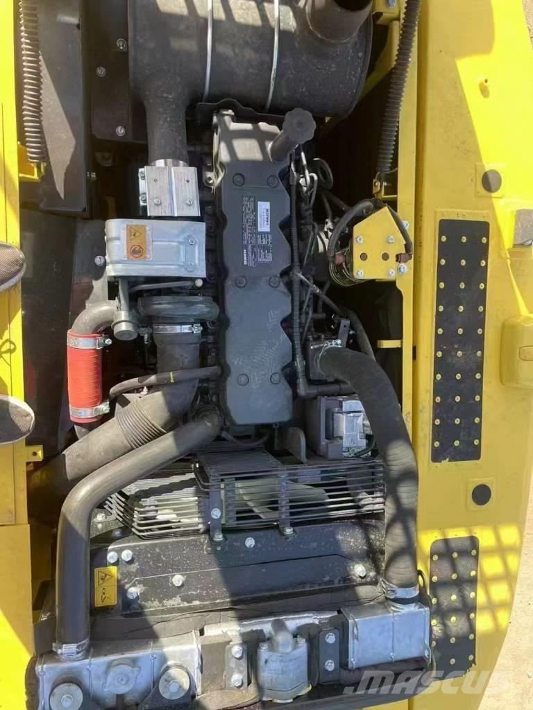 Komatsu 210LC-8 Rupsgraafmachines