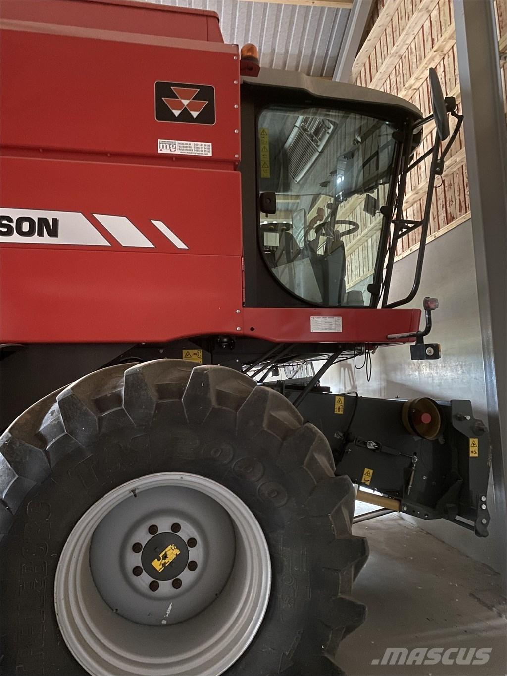 Massey Ferguson 7244 Maaidorsmachines