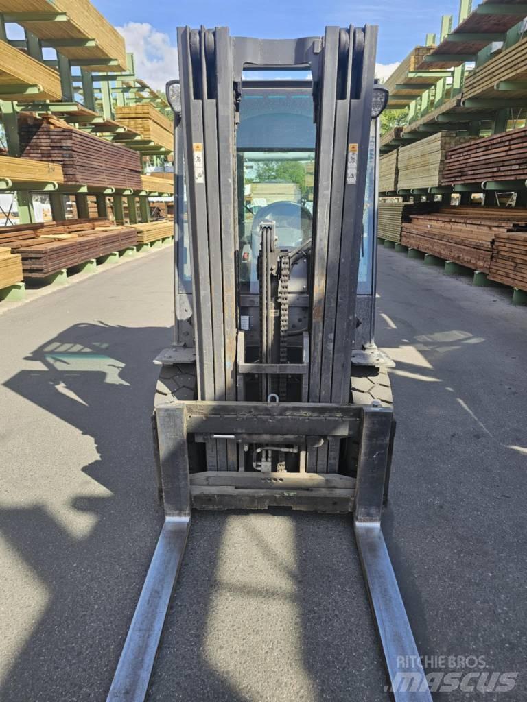 Daewoo Doosan D35C - 7 Diesel heftrucks