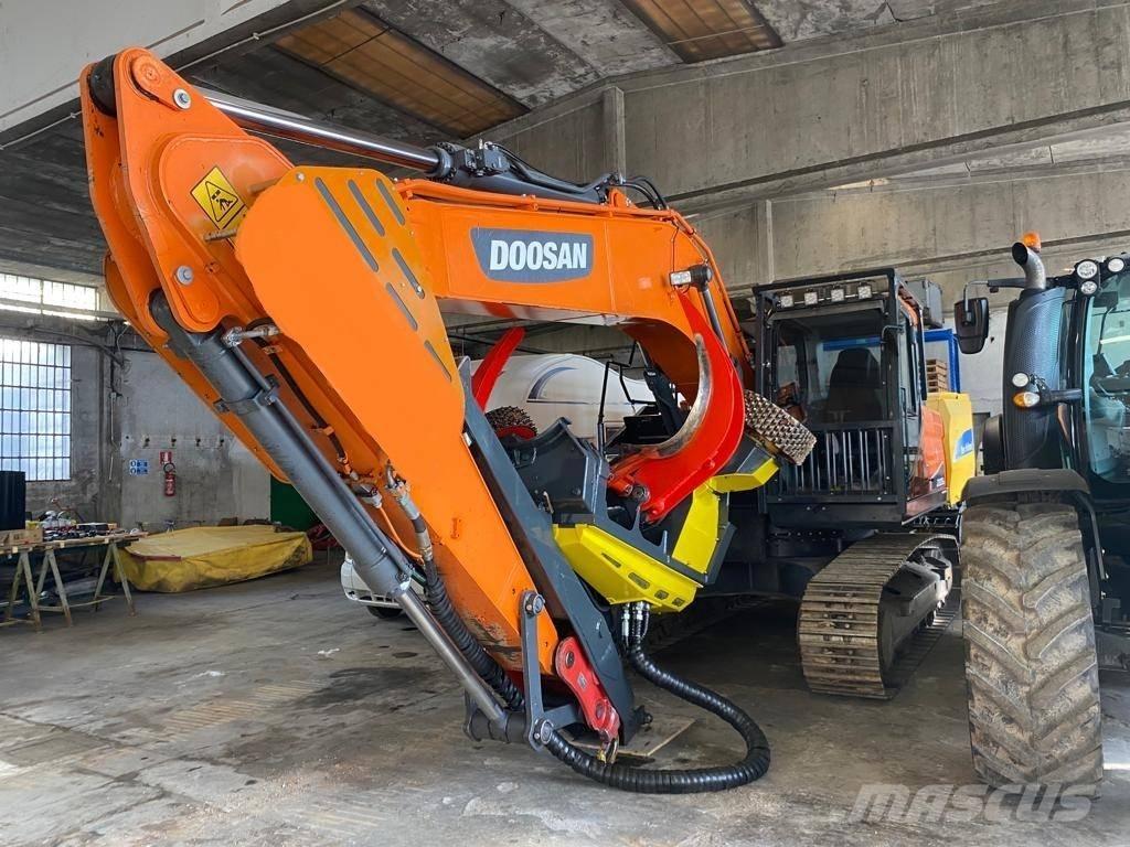 Doosan DX 235 NLC-5 Rupsgraafmachines