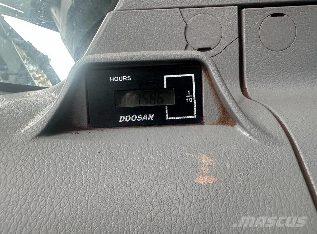 Doosan DX 255 LC-5 Rupsgraafmachines
