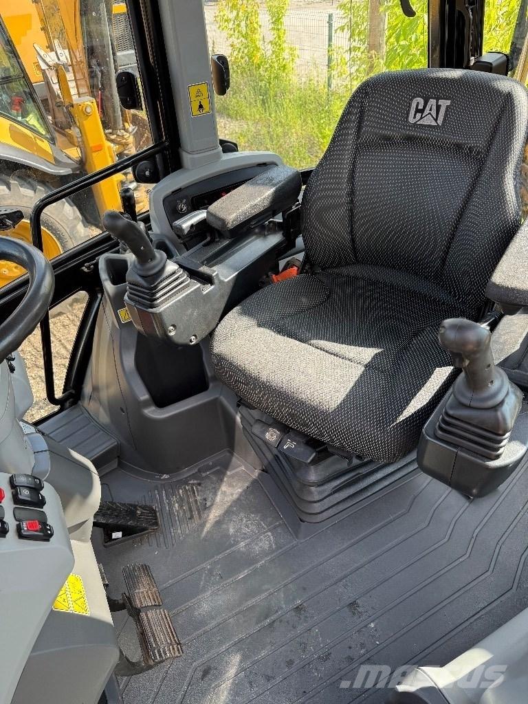CAT 444 Graaf-laadcombinaties