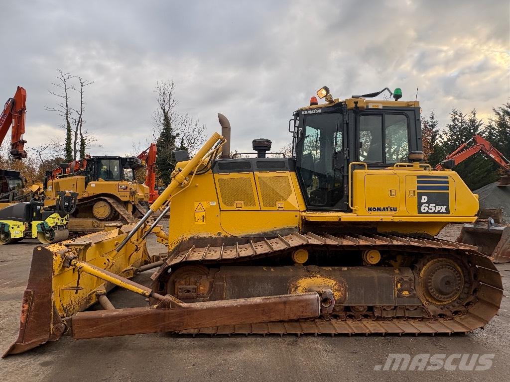 Komatsu D65PX-18 Rupsdozers