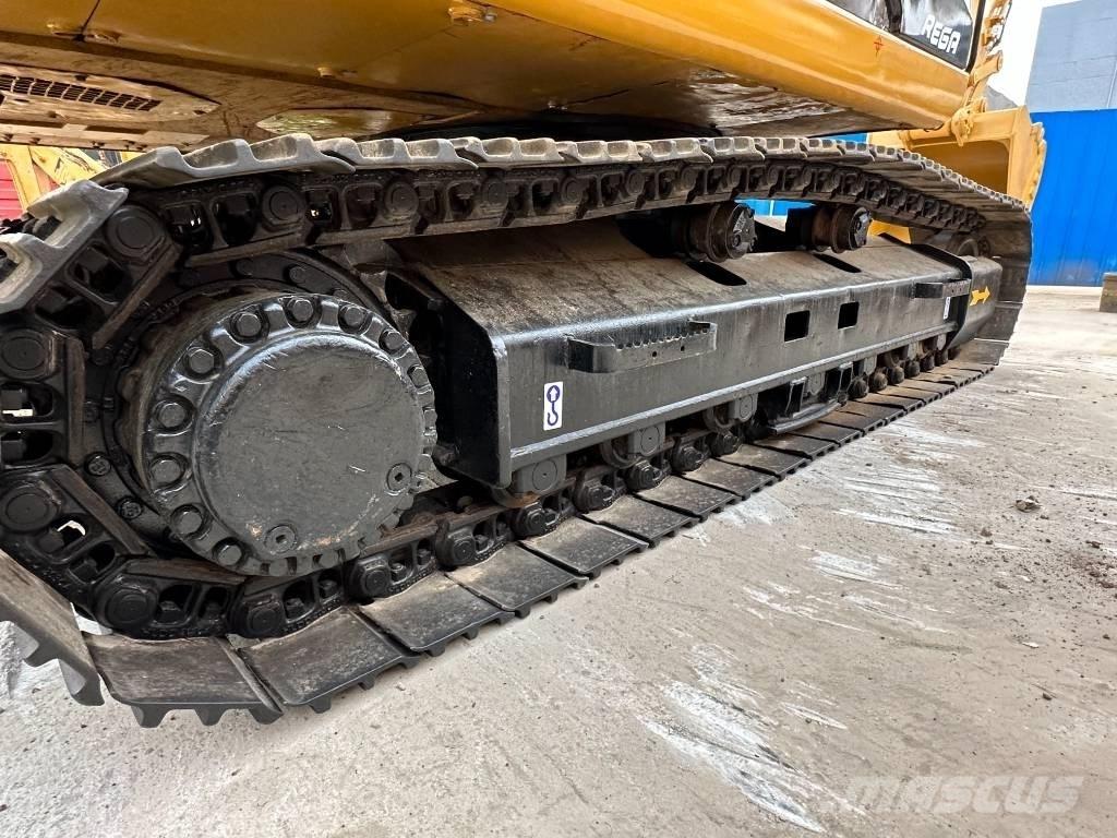 CAT 330 D Rupsgraafmachines