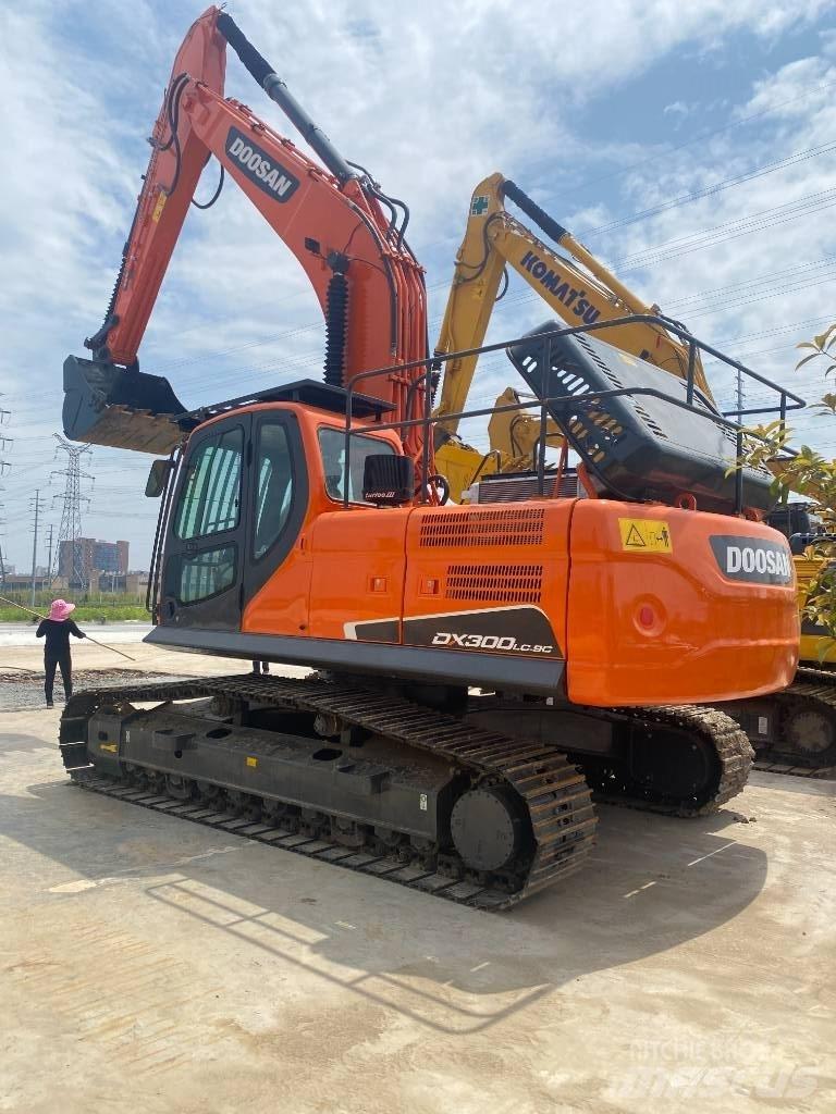 Doosan DX 300 Rupsgraafmachines