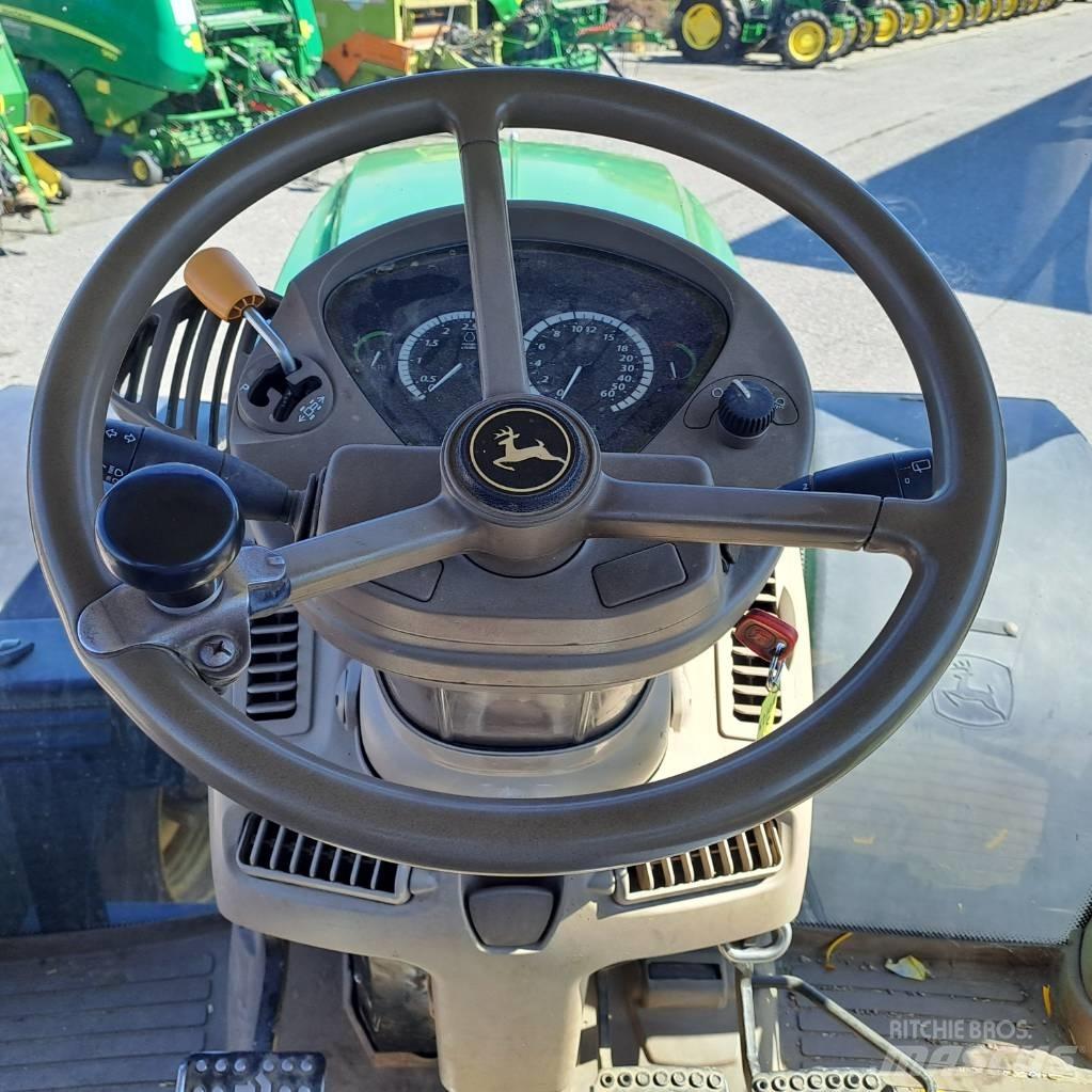 John Deere 6210 R Tractoren
