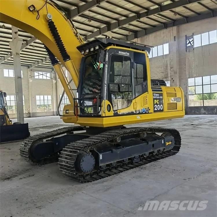 Komatsu PC200-8 Rupsgraafmachines