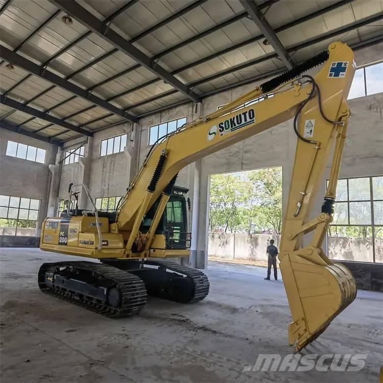 Komatsu PC200-8 Rupsgraafmachines